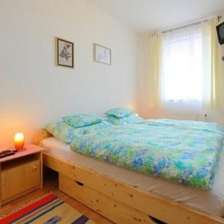 Moderne Ferienwohnung In Buekfuerd Mit Gepflegtem Garten 외부 사진