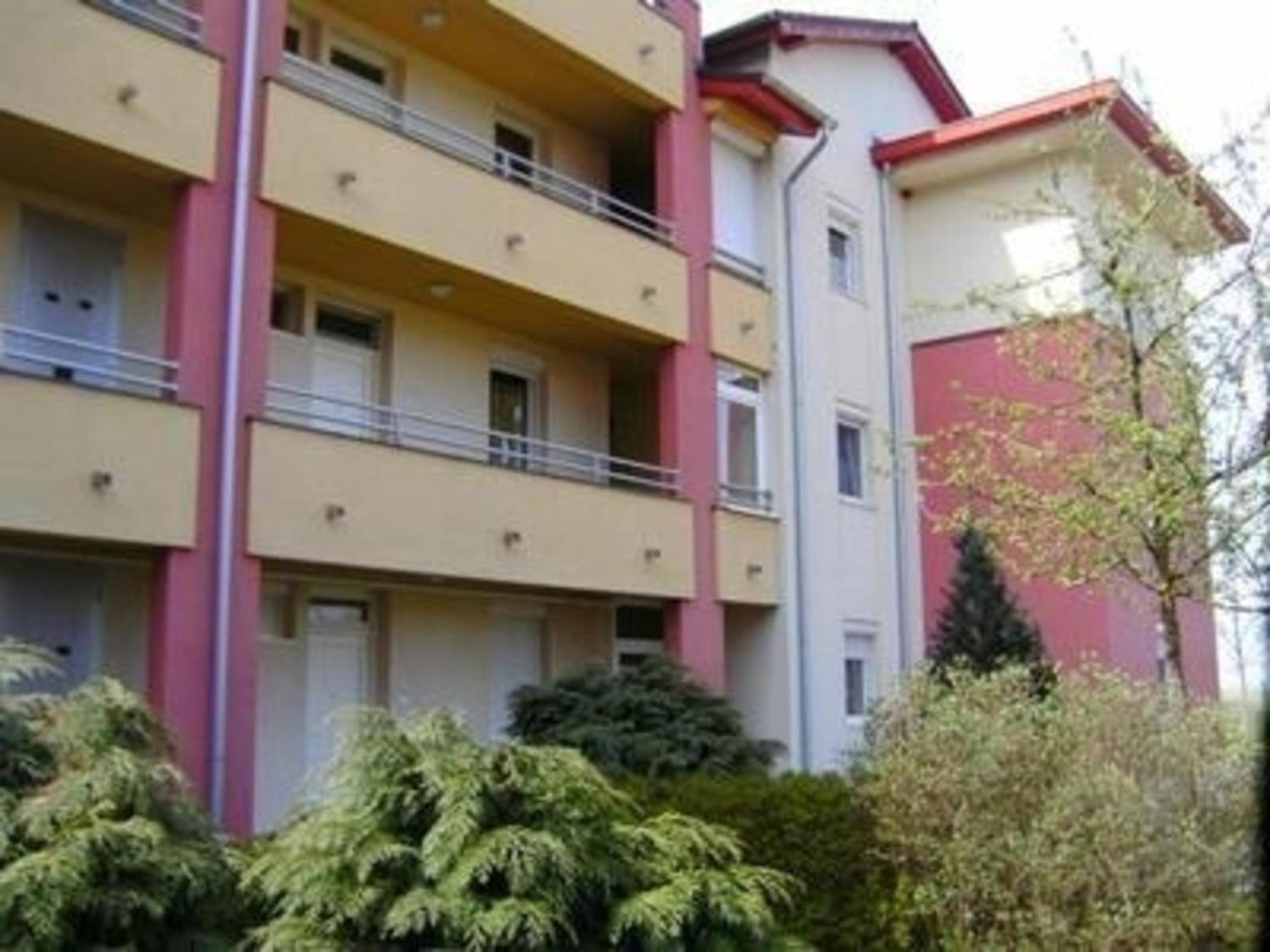 Moderne Ferienwohnung In Buekfuerd Mit Gepflegtem Garten 외부 사진